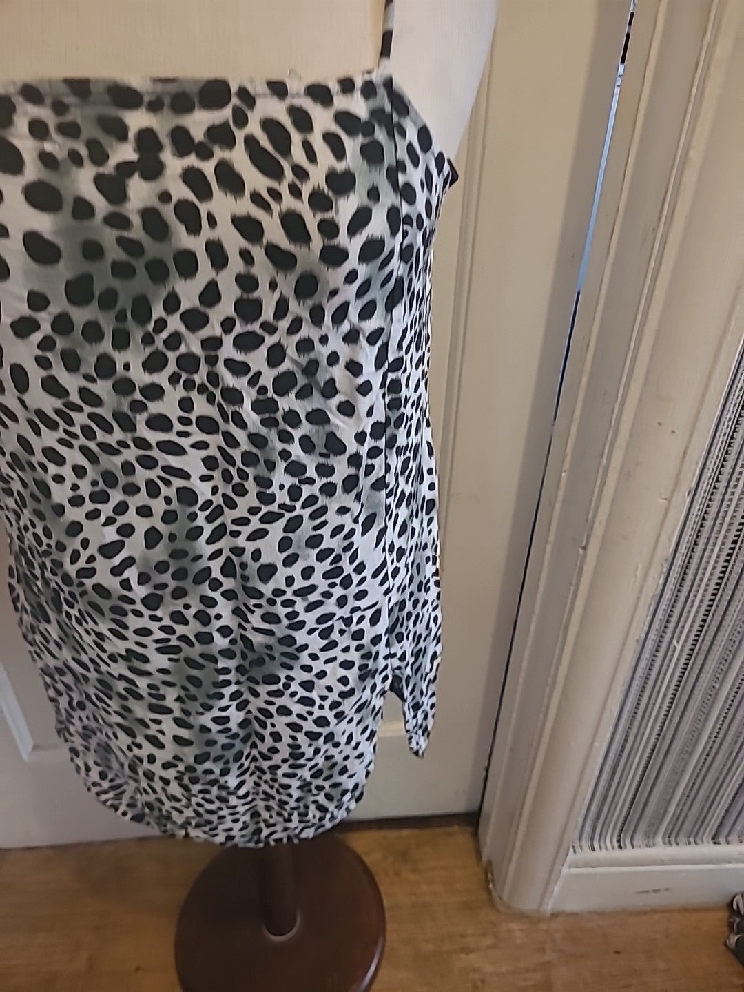 Ladies Motel Size Medium Spotty Animal Print Sleeveless Tshirt