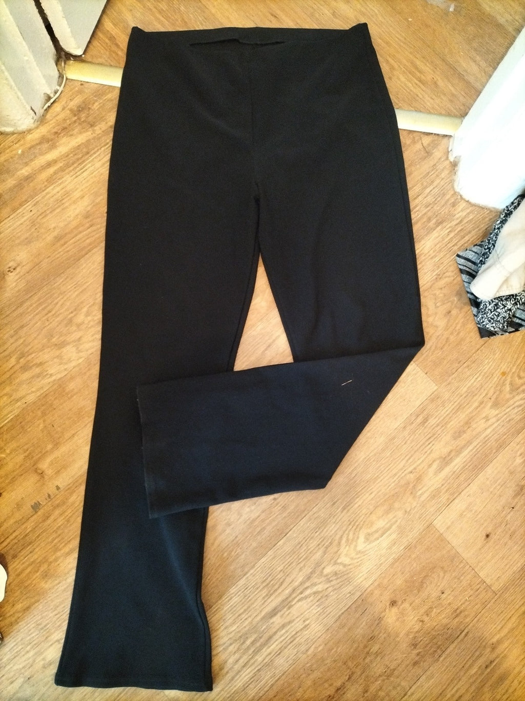Ladies Size 18 Long Leg Black Pull Up Trousers
