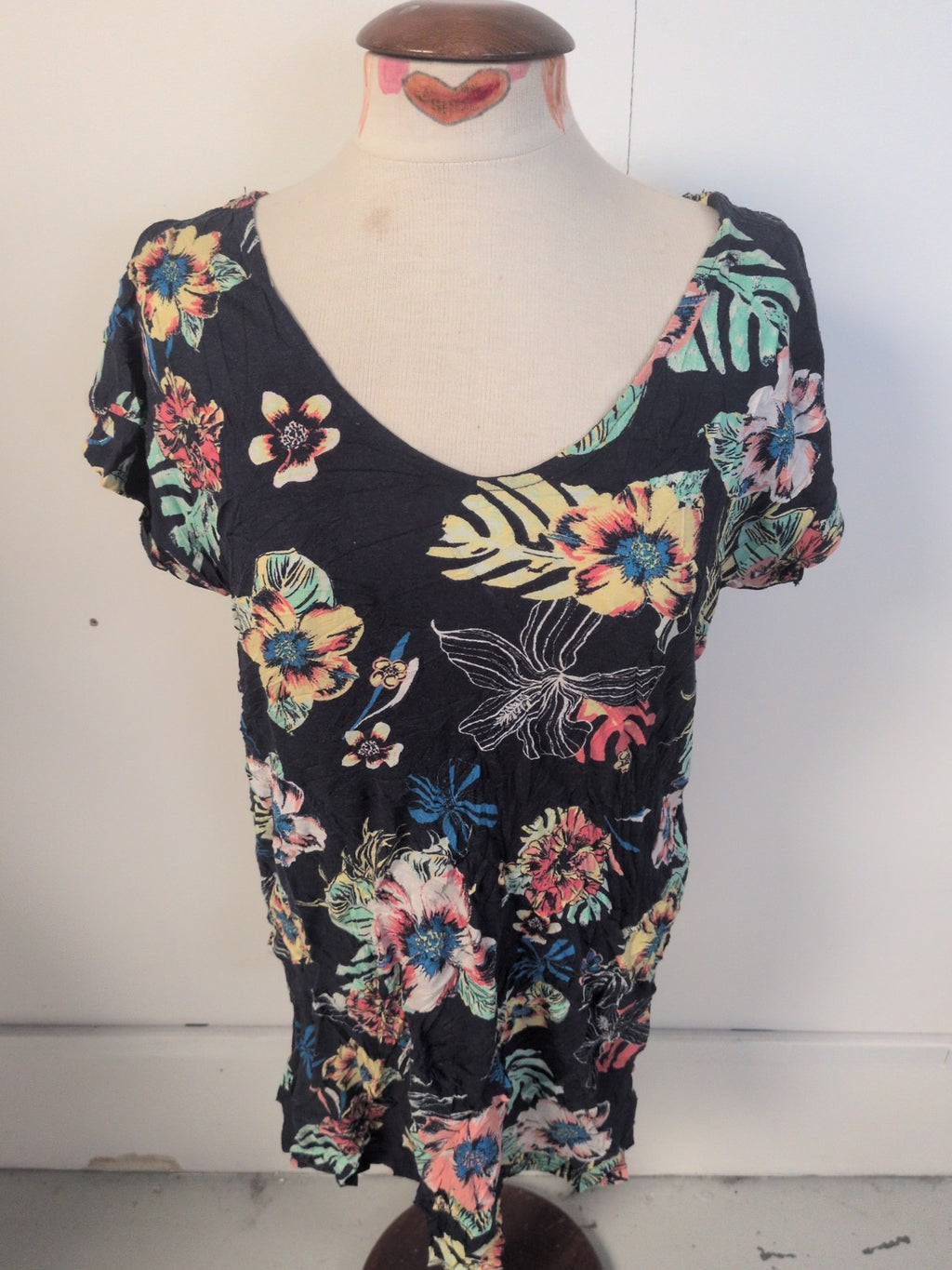 Ladies George Size 14 Navy With Floral Patterning Short Sleeve T-shirt