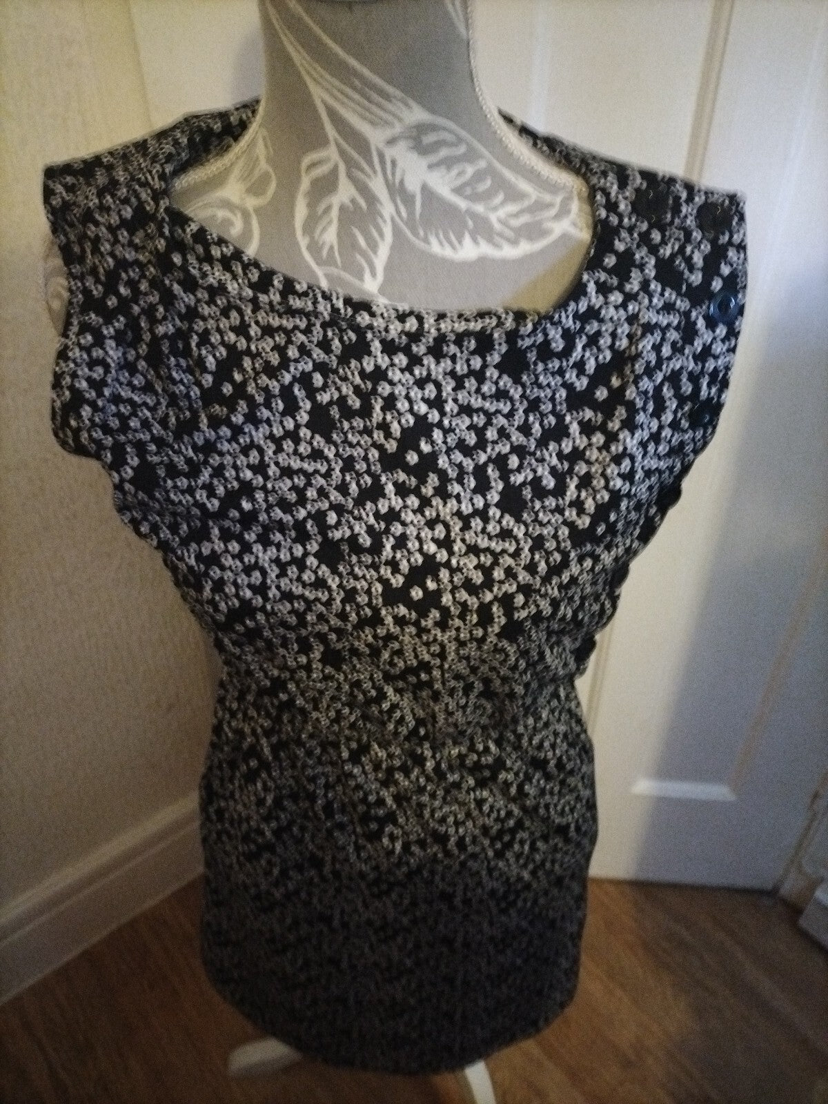 Ladies Mela Loves London Size 8 Black/white Dress
