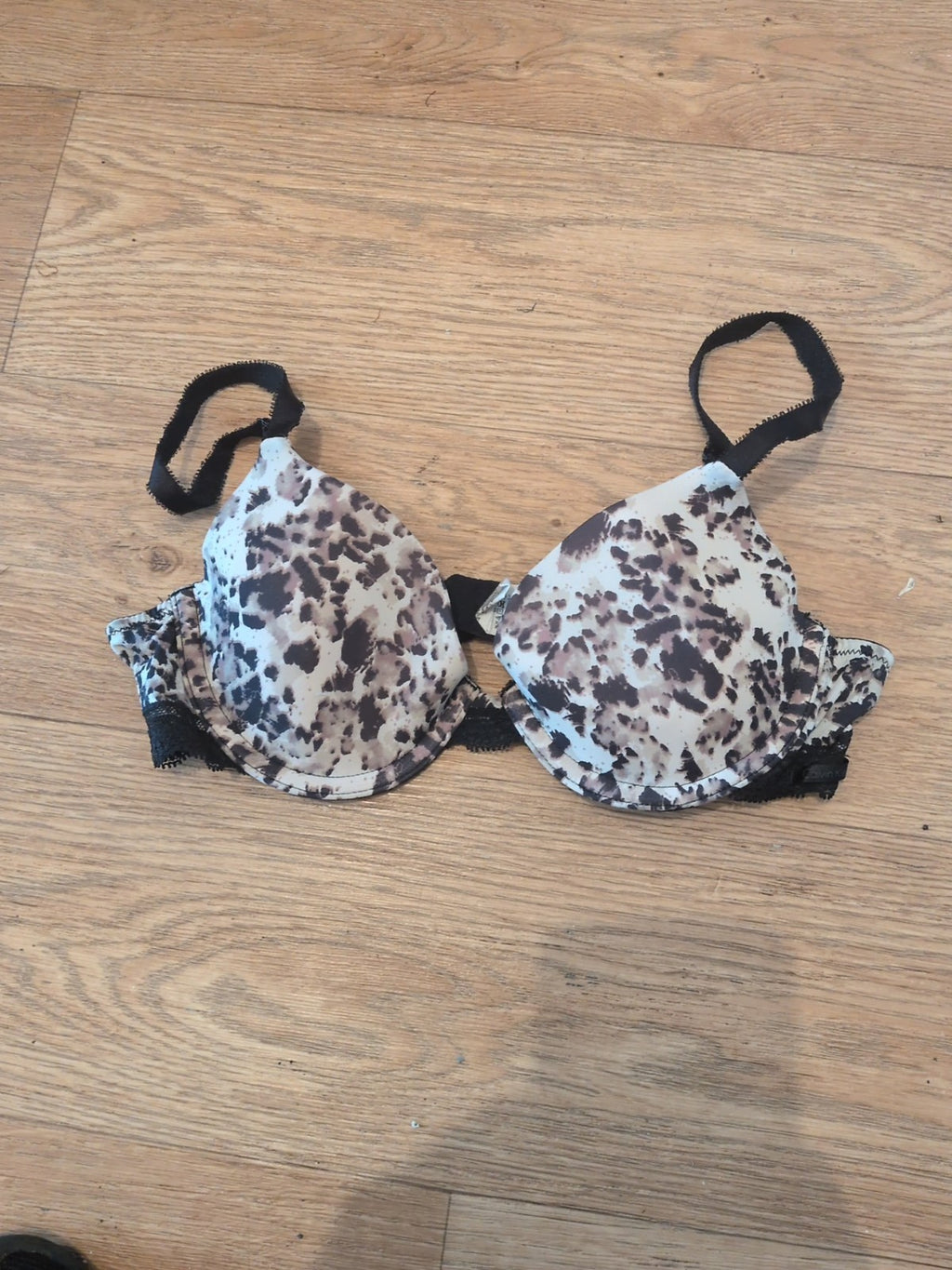 Calvin Klein 32b Leopard Print Padded Wired Bra