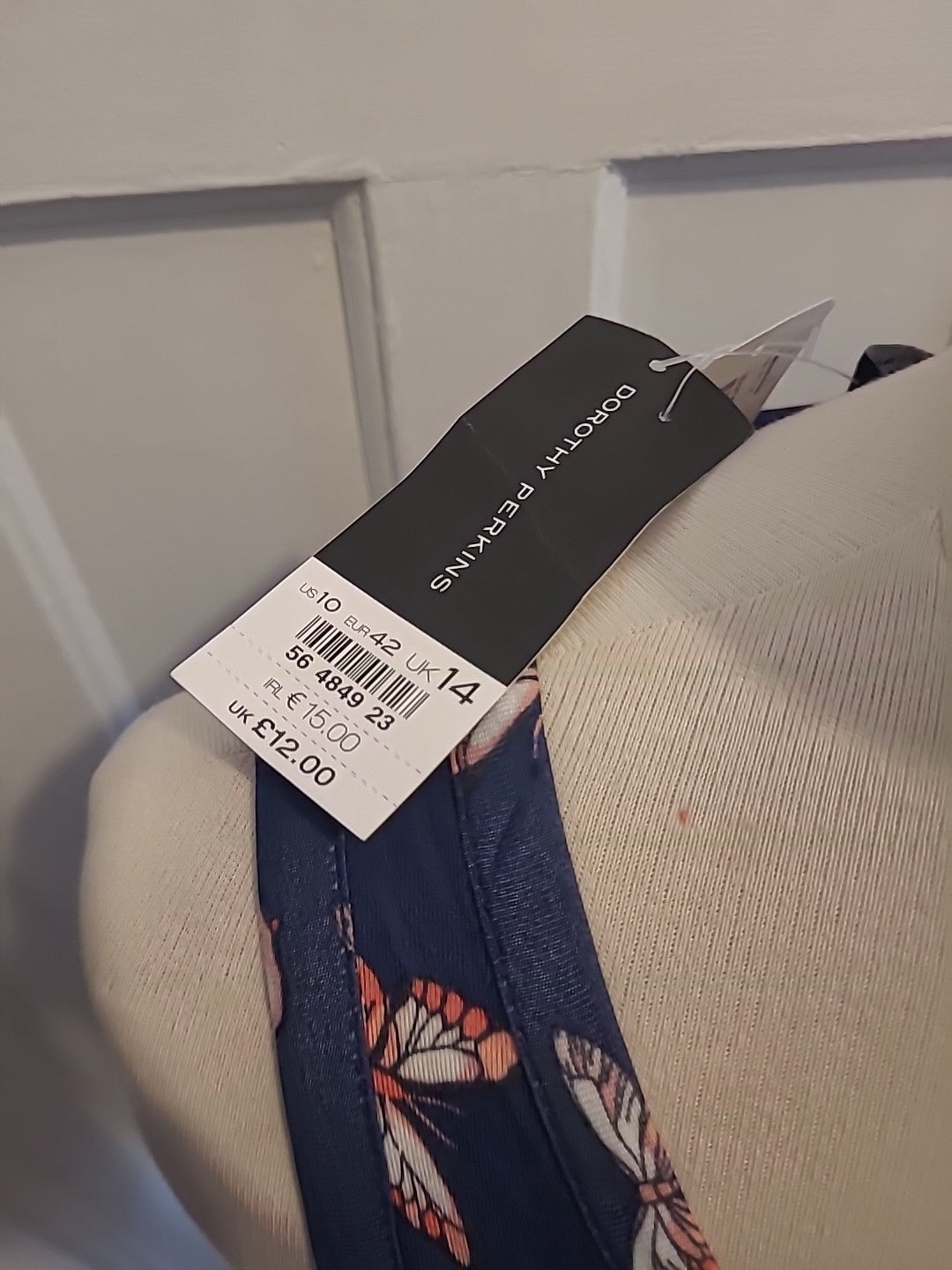 Brand New Ladies Dorothy Perkins Size 14 Navy Butterfly Sleeveless Tshirt