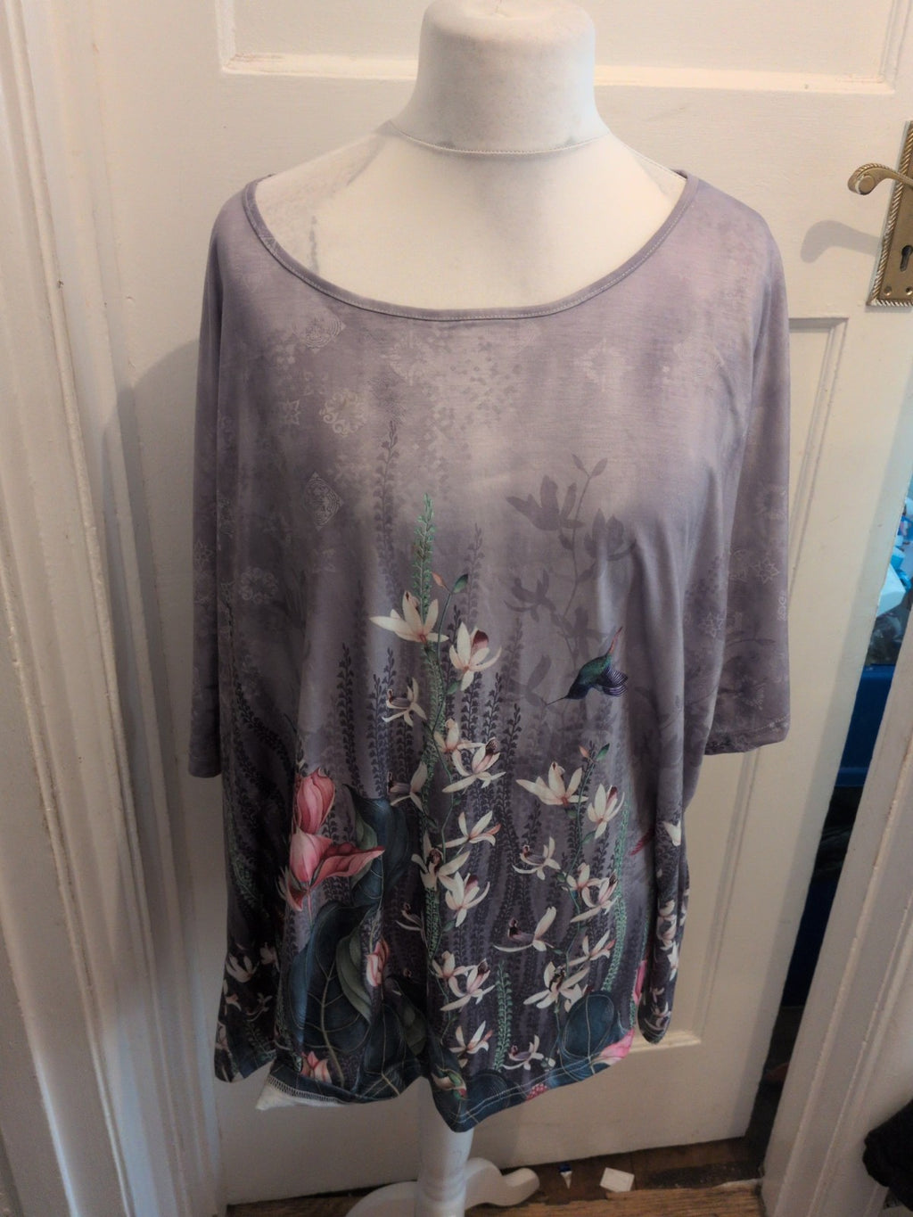 Ladies 6XL Grey Floral Short Sleeve T-shirt
