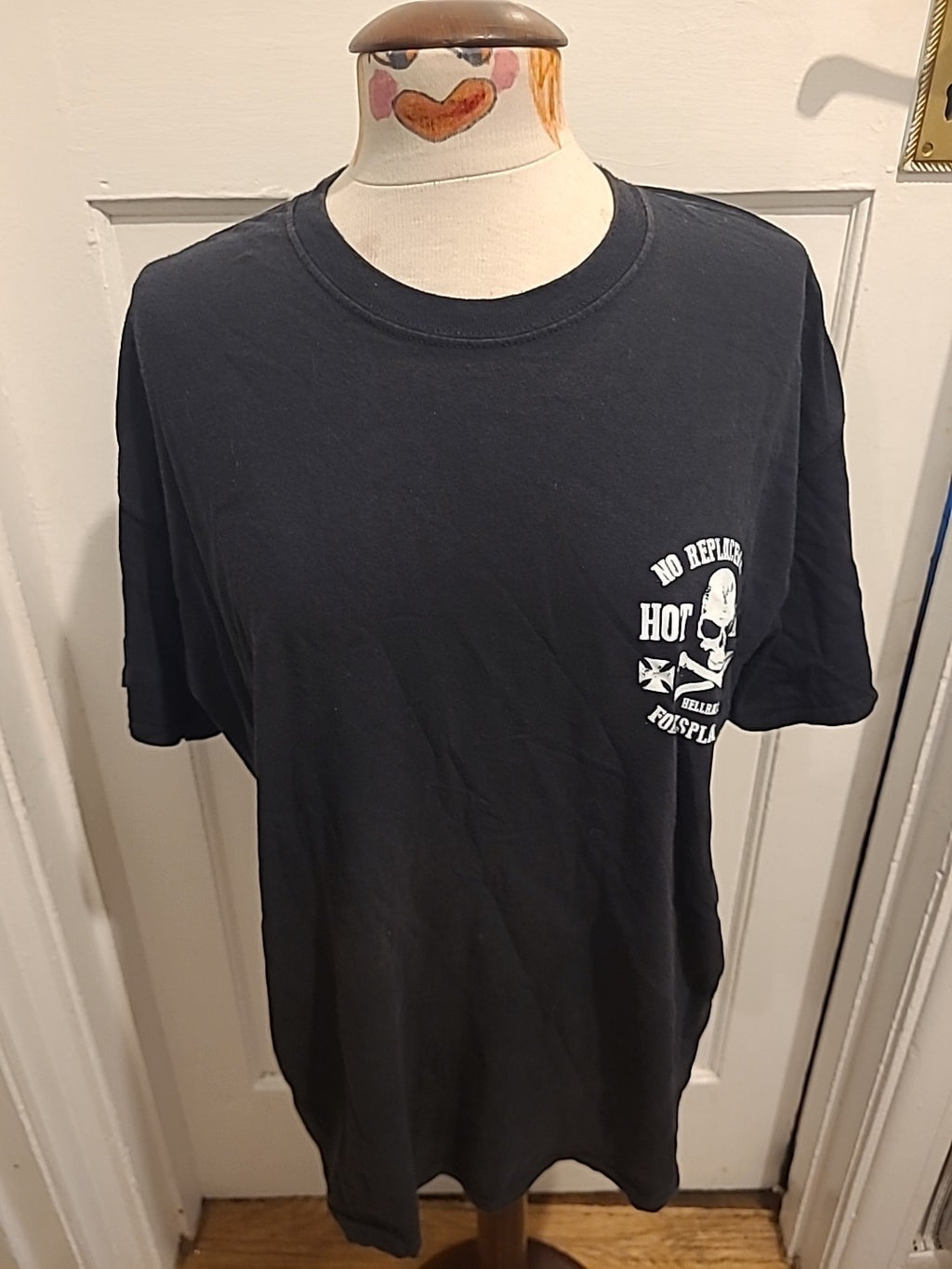 Mens Fo Kustom Size Large Black With White Print Short Sleeved Tshirt