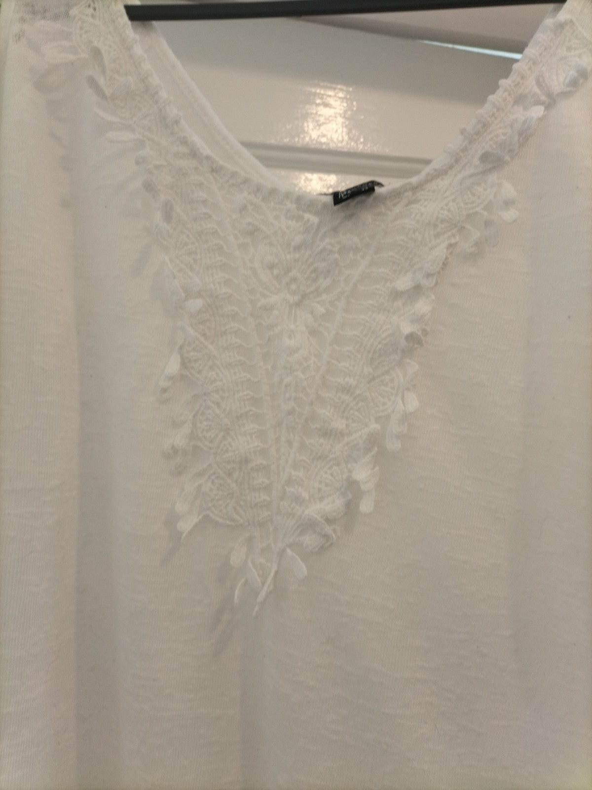 Ladies Primark Size 8 White Sleeveless Lace Middle Tshirt