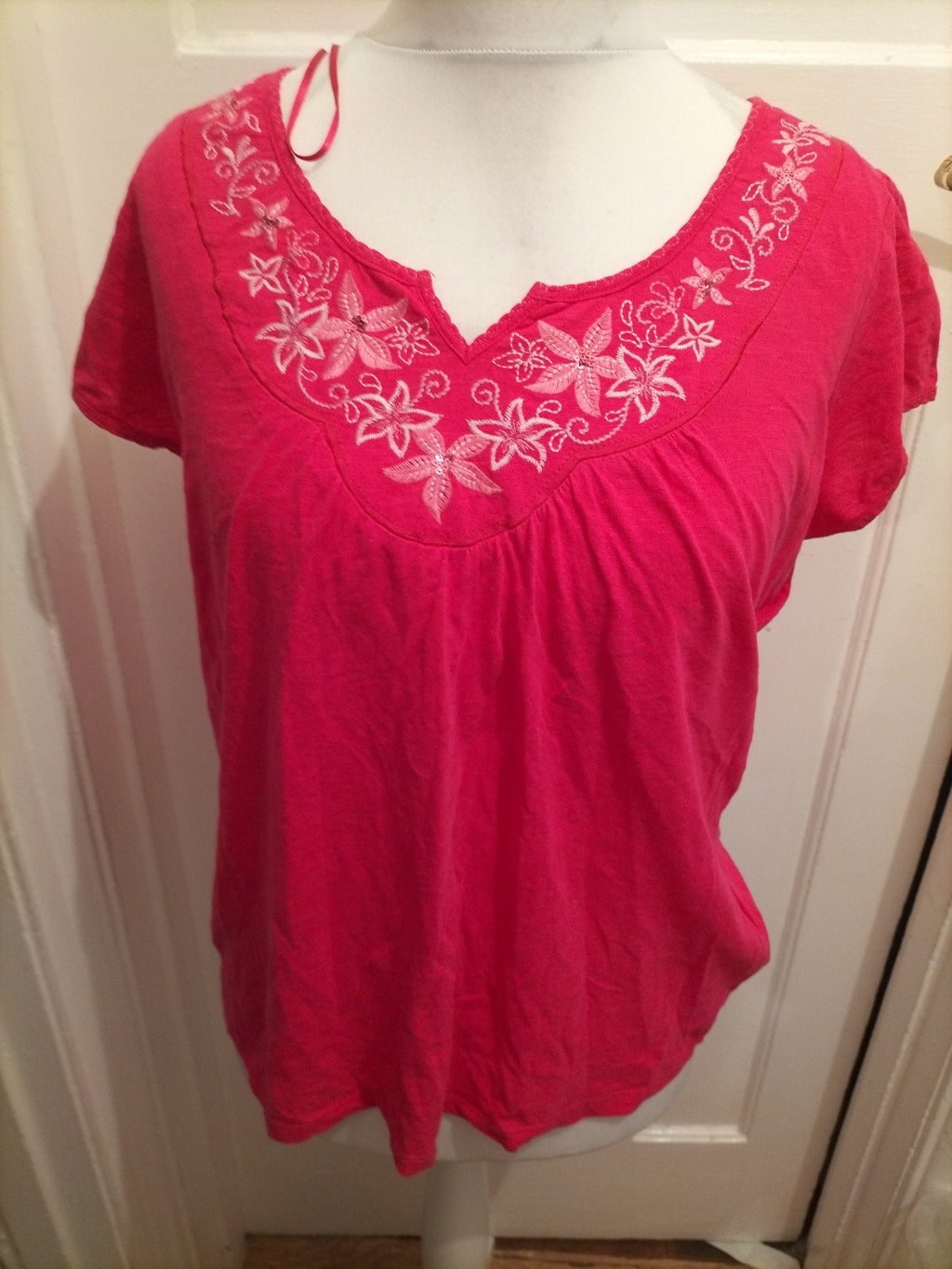 Soon 16 Pink With Floral Embroidery Short Sleeve Blouse