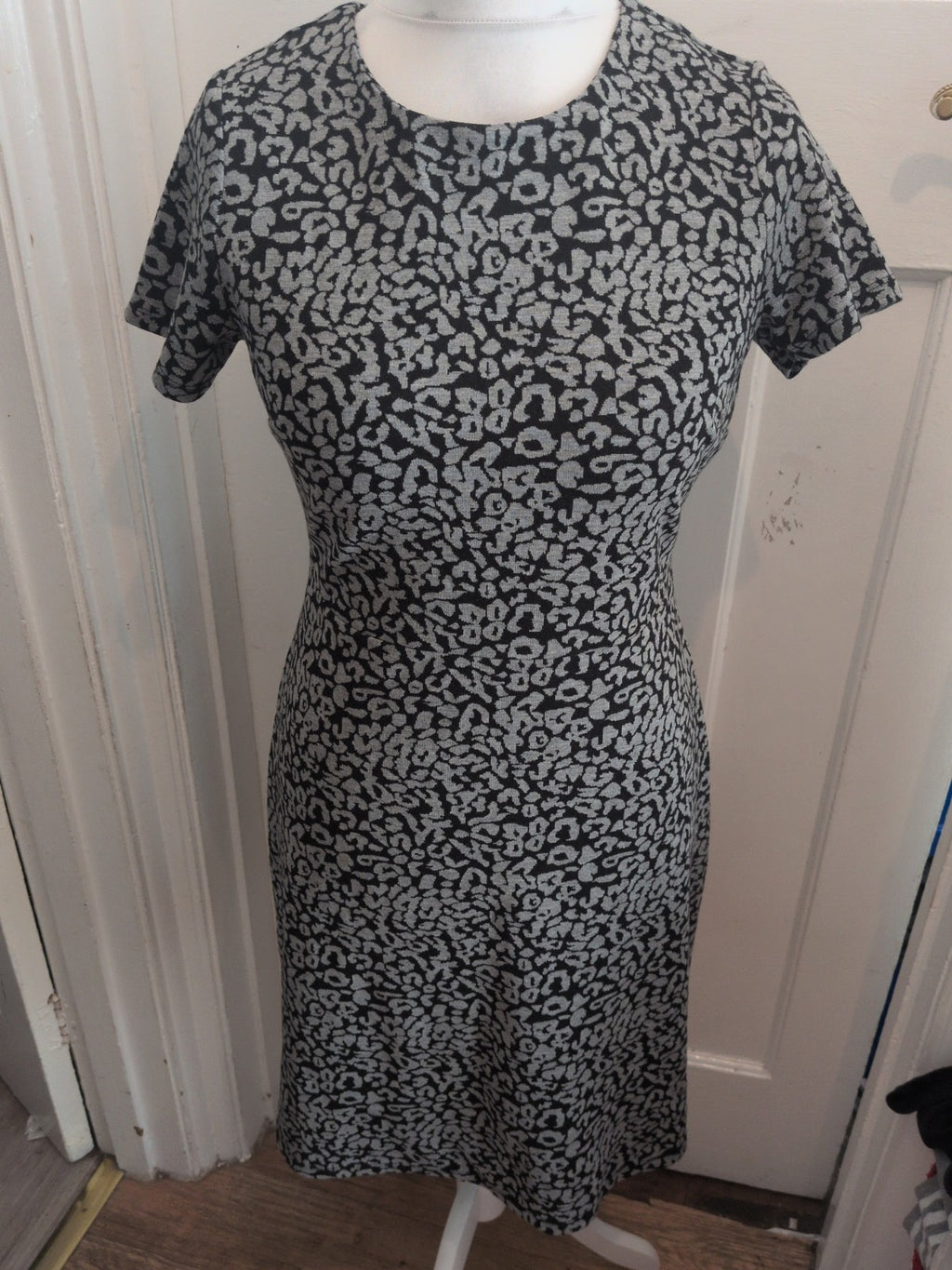 Tu Woman 12 Grey And Black Short Sleeve Midi-long Dress