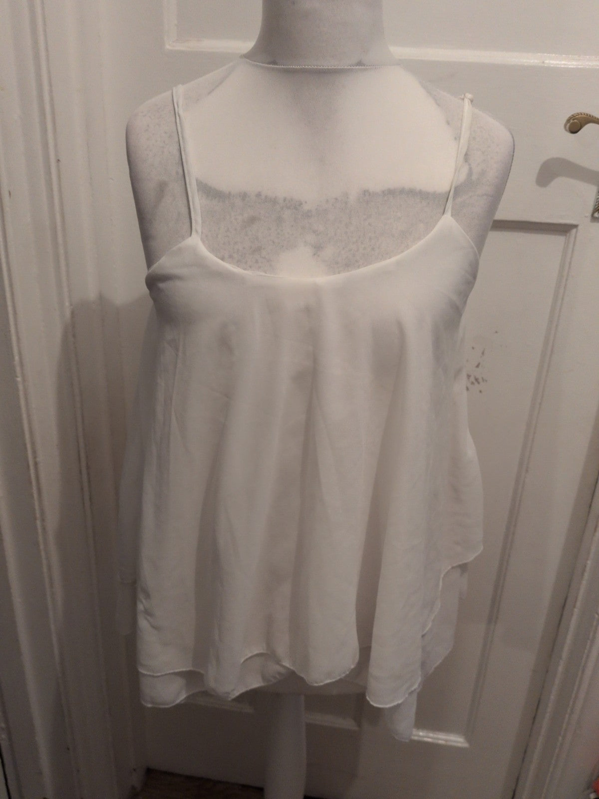 Large White Lined V Neck Blouse Sleeveless