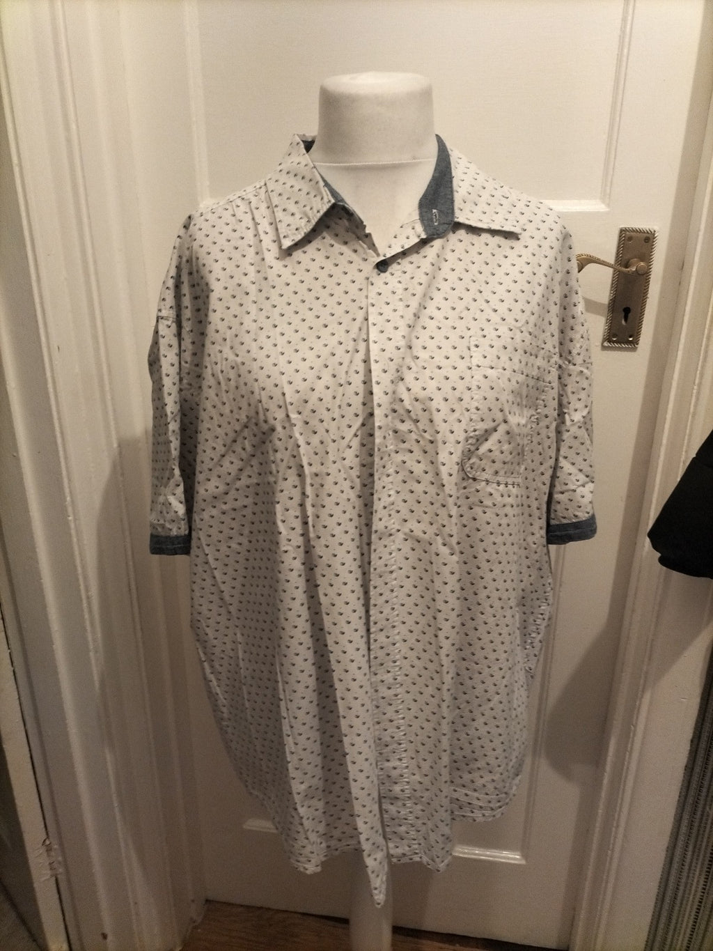 Mens Atlas Size 3xl White Blue And Navy Short Sleeved Shirt