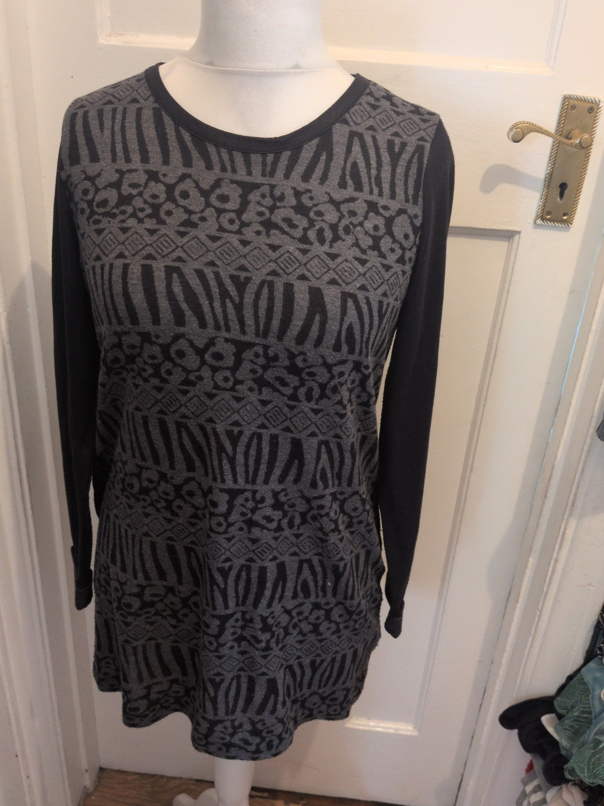 Marks And Spencer 14 Grey And Black Long Sleeve Longline Top/Dress