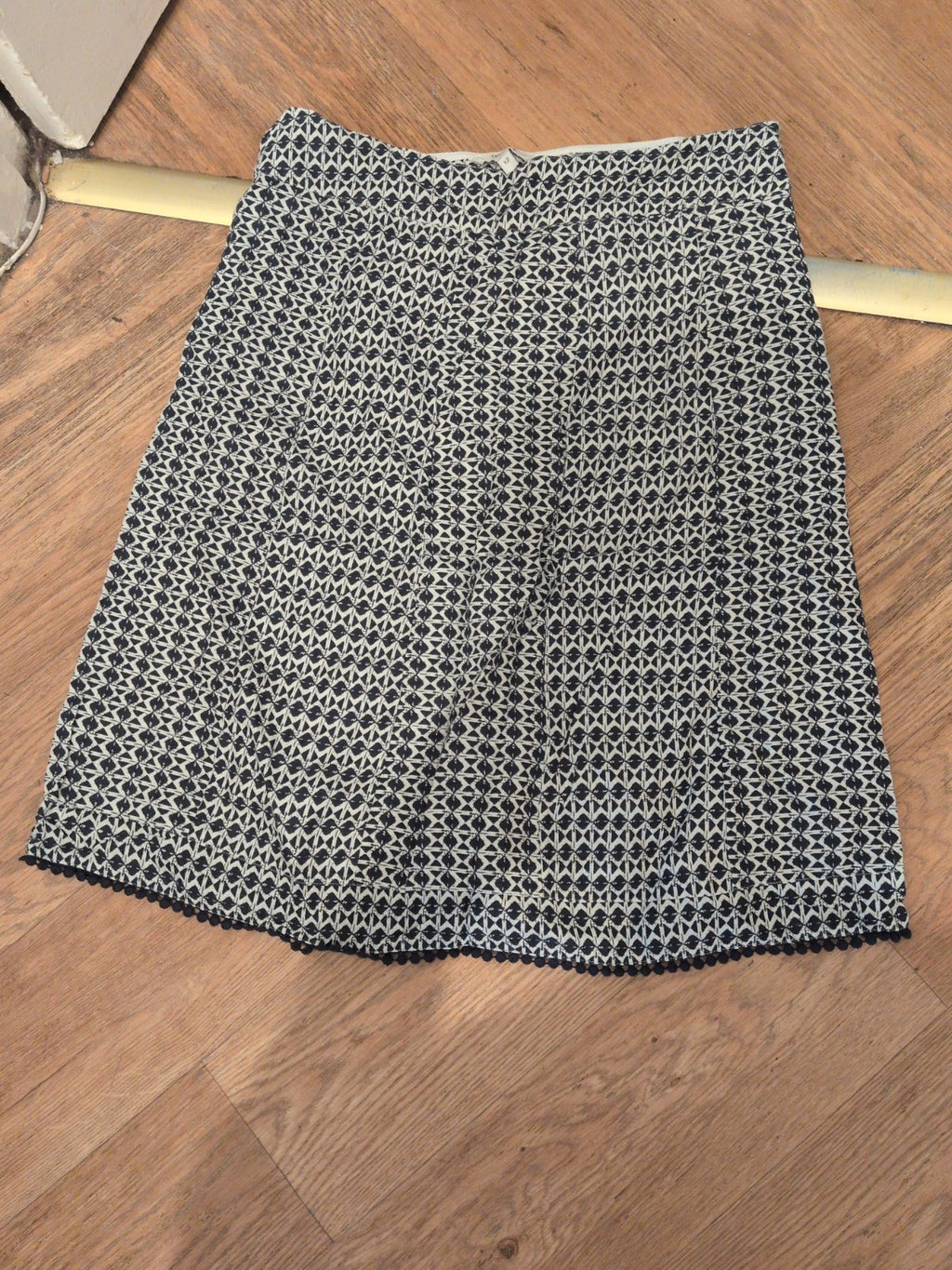 Fat face 12 Navy And White Midi Skirt