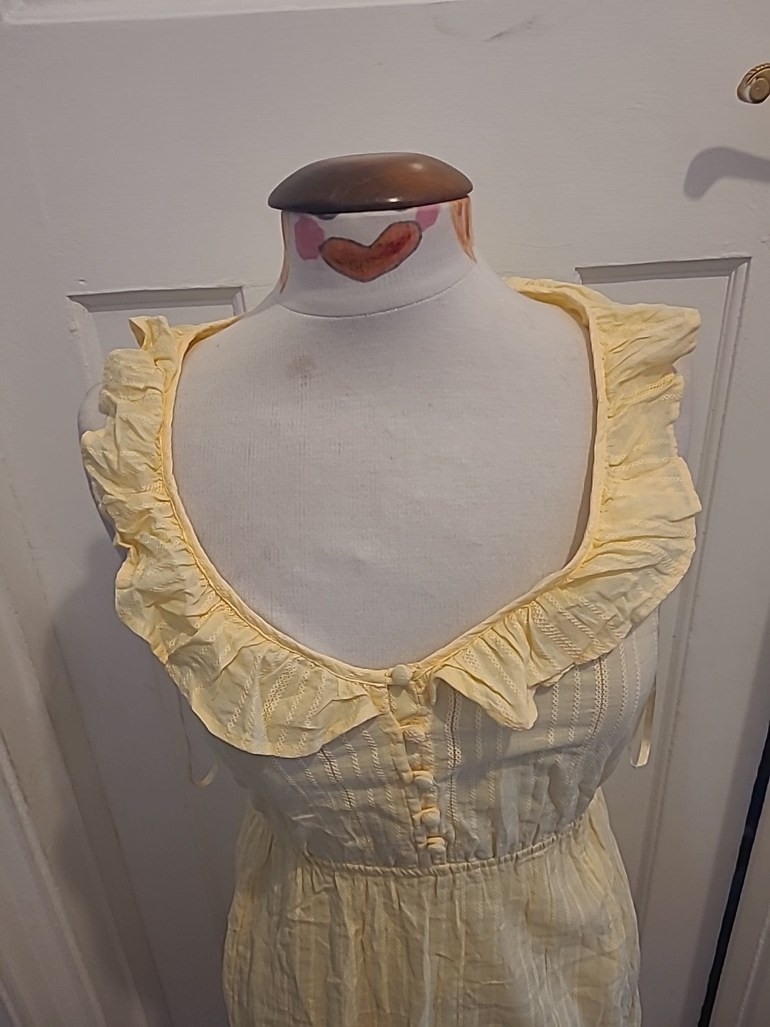 Ladies New Look Size 10 Yellow Sleeveless V Neck Dress