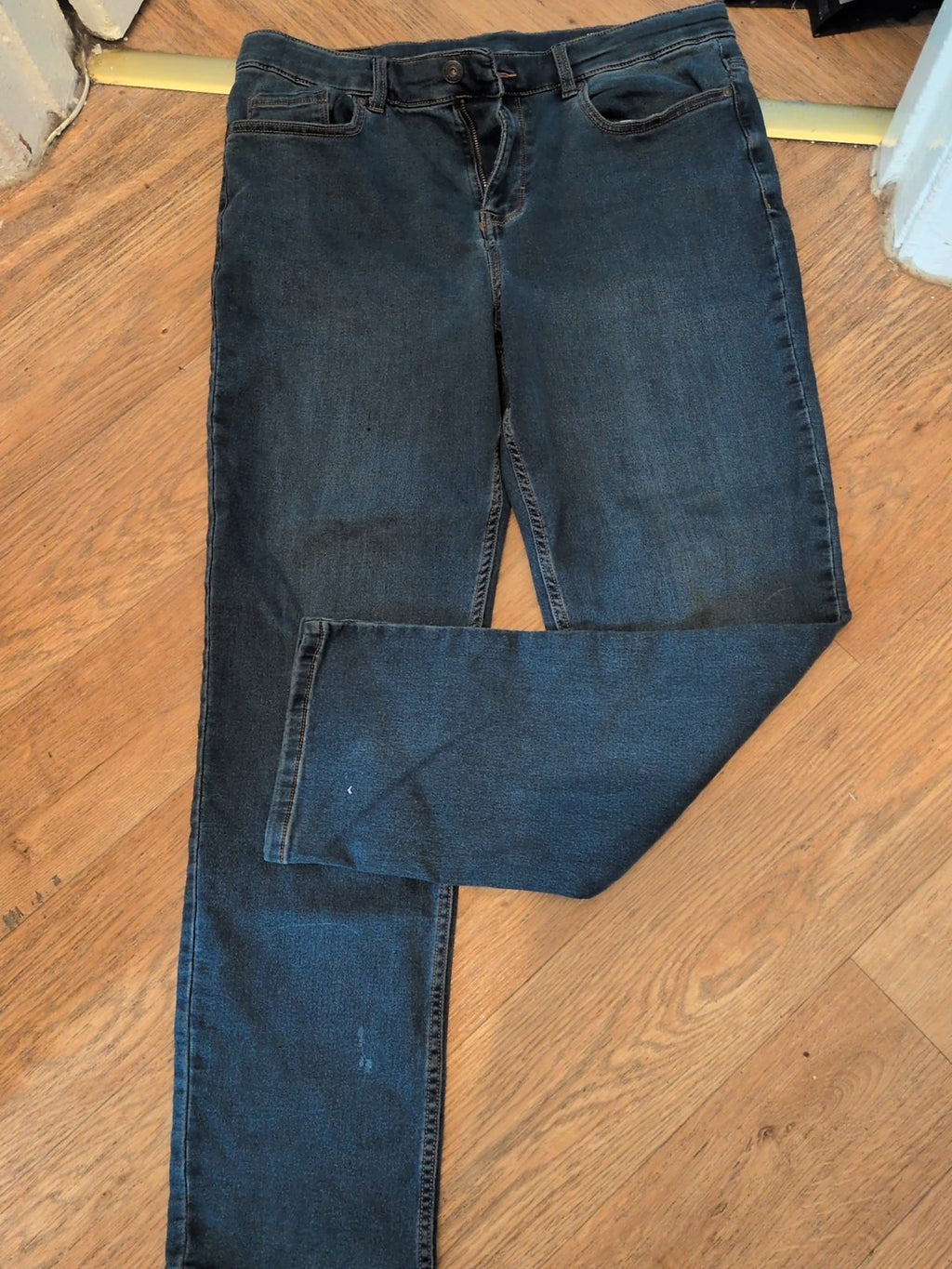 Tu 36R Straight Jeans