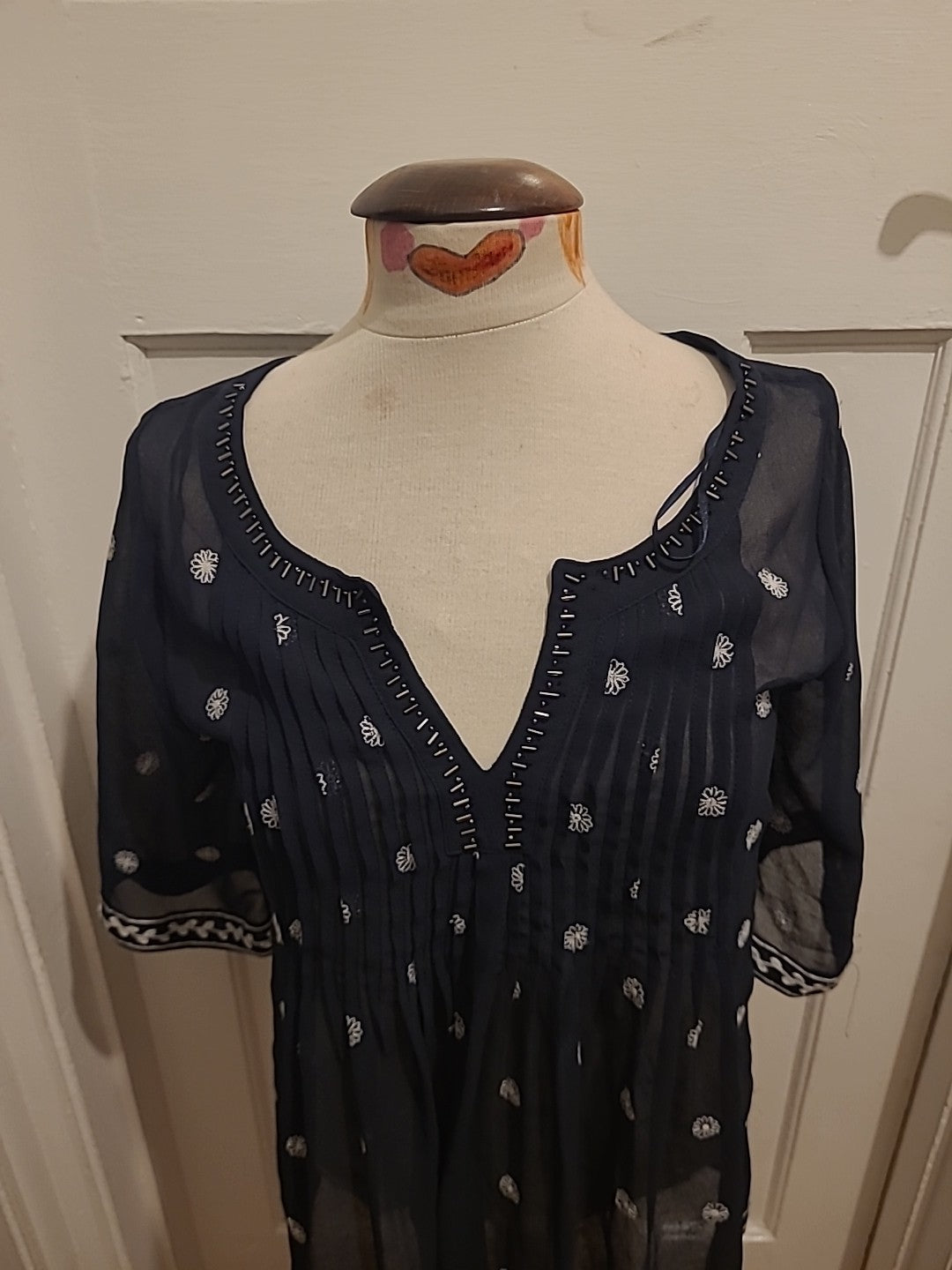 Ladies Papaya Size 10 Navy/White Short Sleeved Blouse