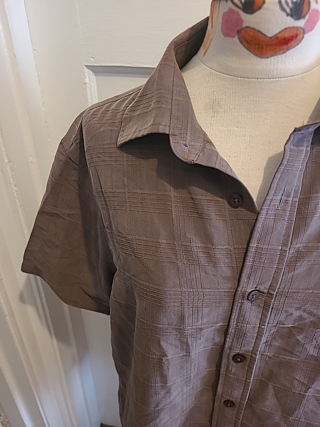 Mens Jeff Banks Size Large Brown Short Sleeve Shirt