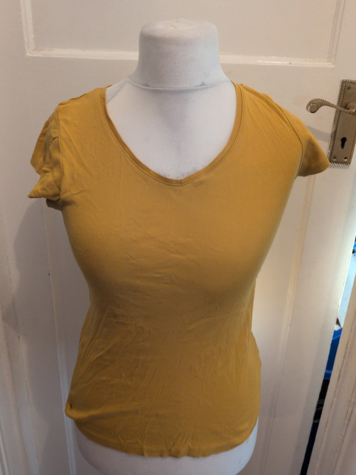 Peacocks 12 Dark Yellow Short Sleeve T-shirt