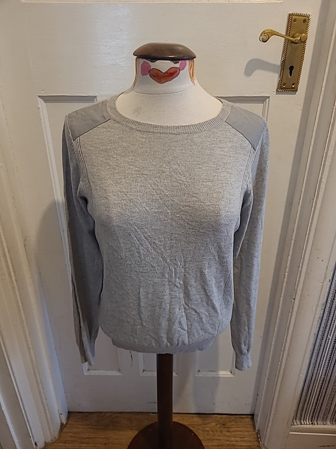 Ladies Dorothy Perkins Size 14 Grey Long Sleeved Blouse