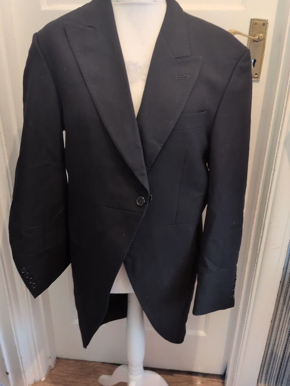 Buckleigh 40R Black Suit Jacket