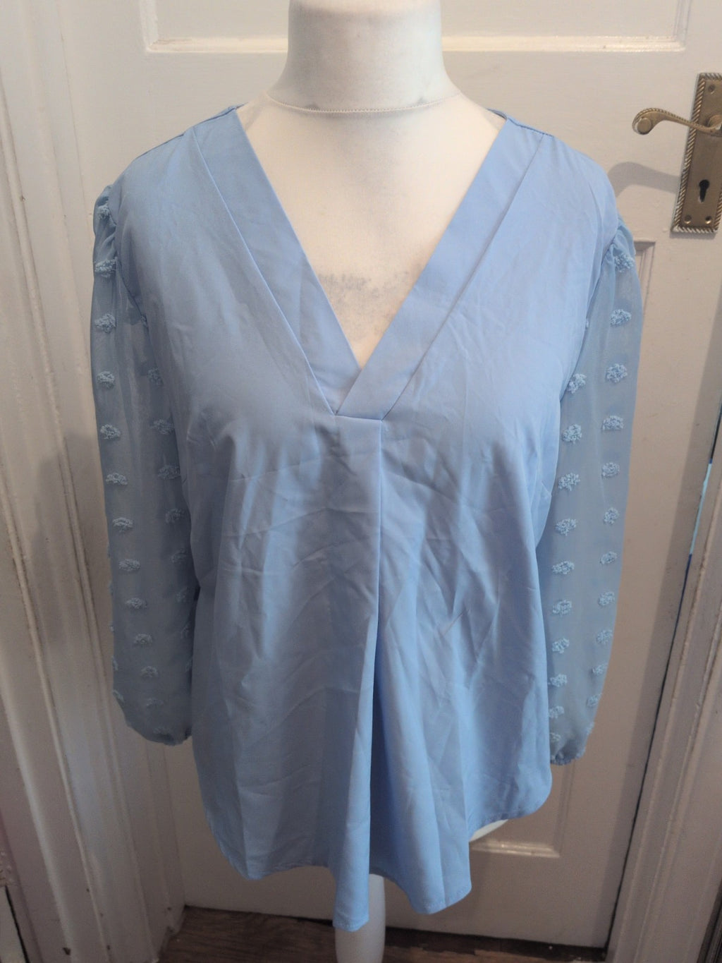 Ladies Size XL Blue Long Sleeve V Neck Blouse
