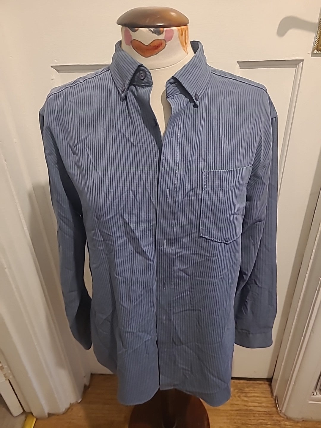 Mens Tu Size Medium Pastel Blue Faint Striped Long Sleeved Shirt