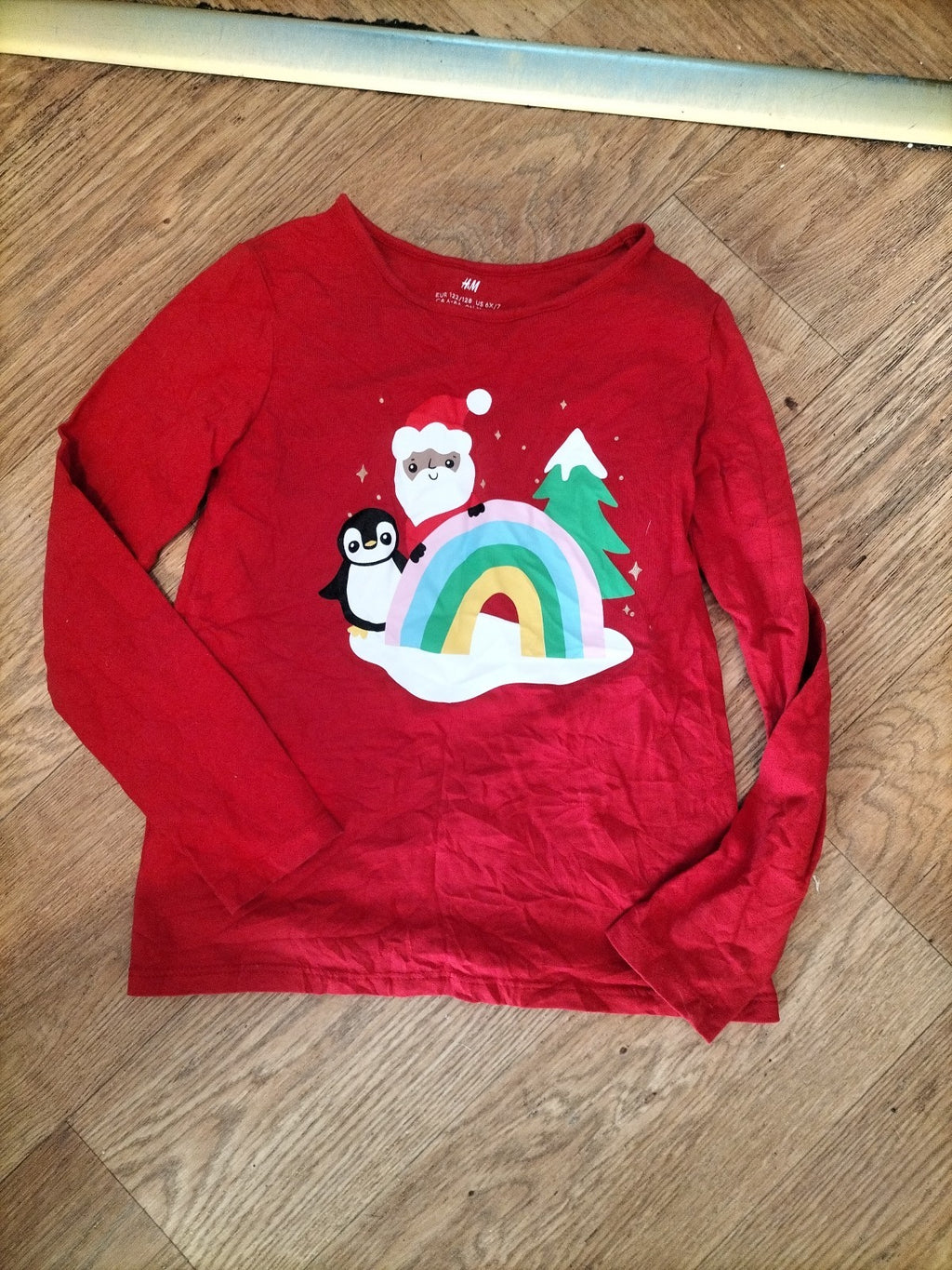 H&M 6-8 Years Red Christmas Long Sleeve Top