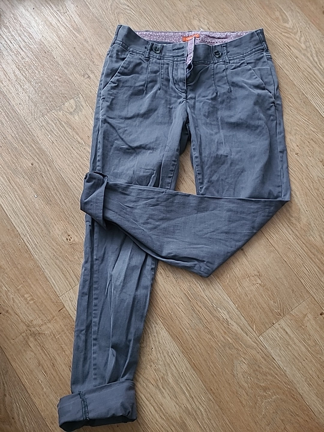 Ladies White Stuff Size 8R Grey Cropped Ankle Jeans