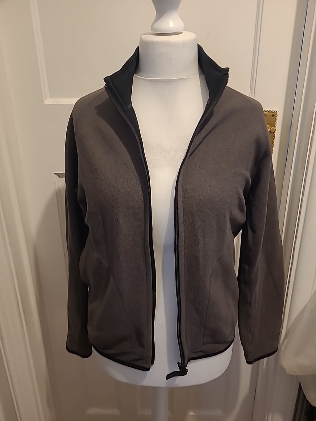 Ladies Size M Khaki Grey Zipped Jacket