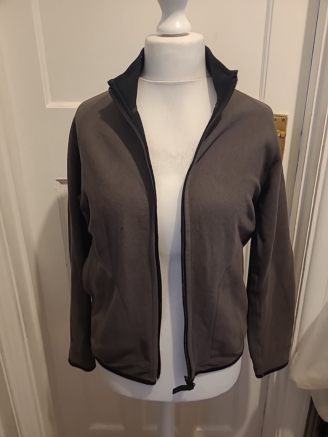 Ladies Size M Khaki Grey Zipped Jacket