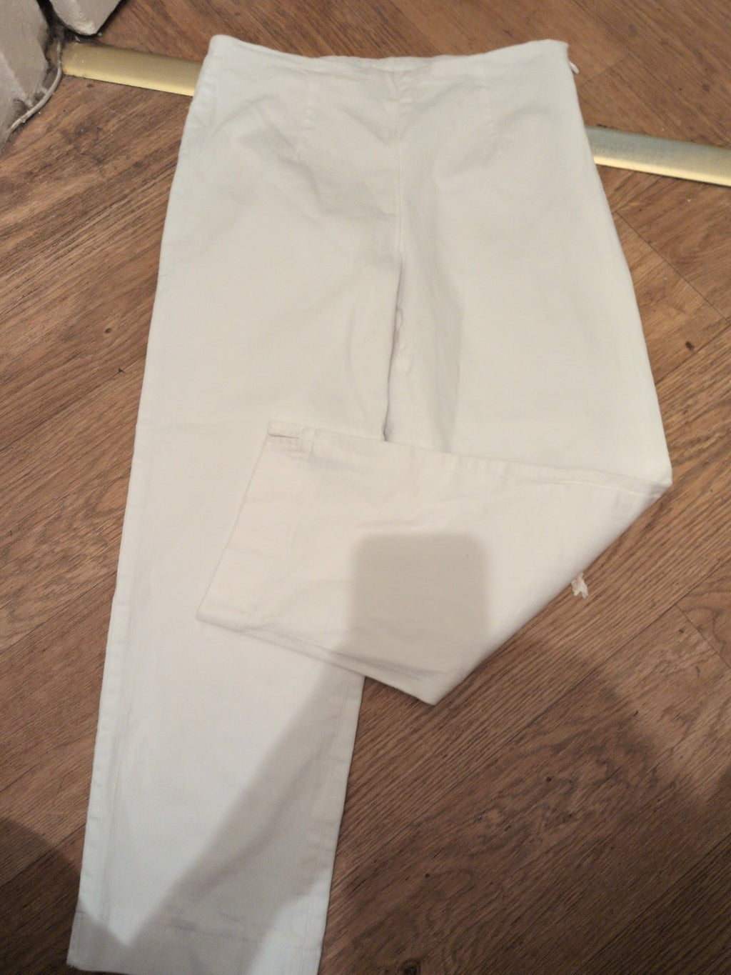 Blues 12 White Stretch Ankle Leggings