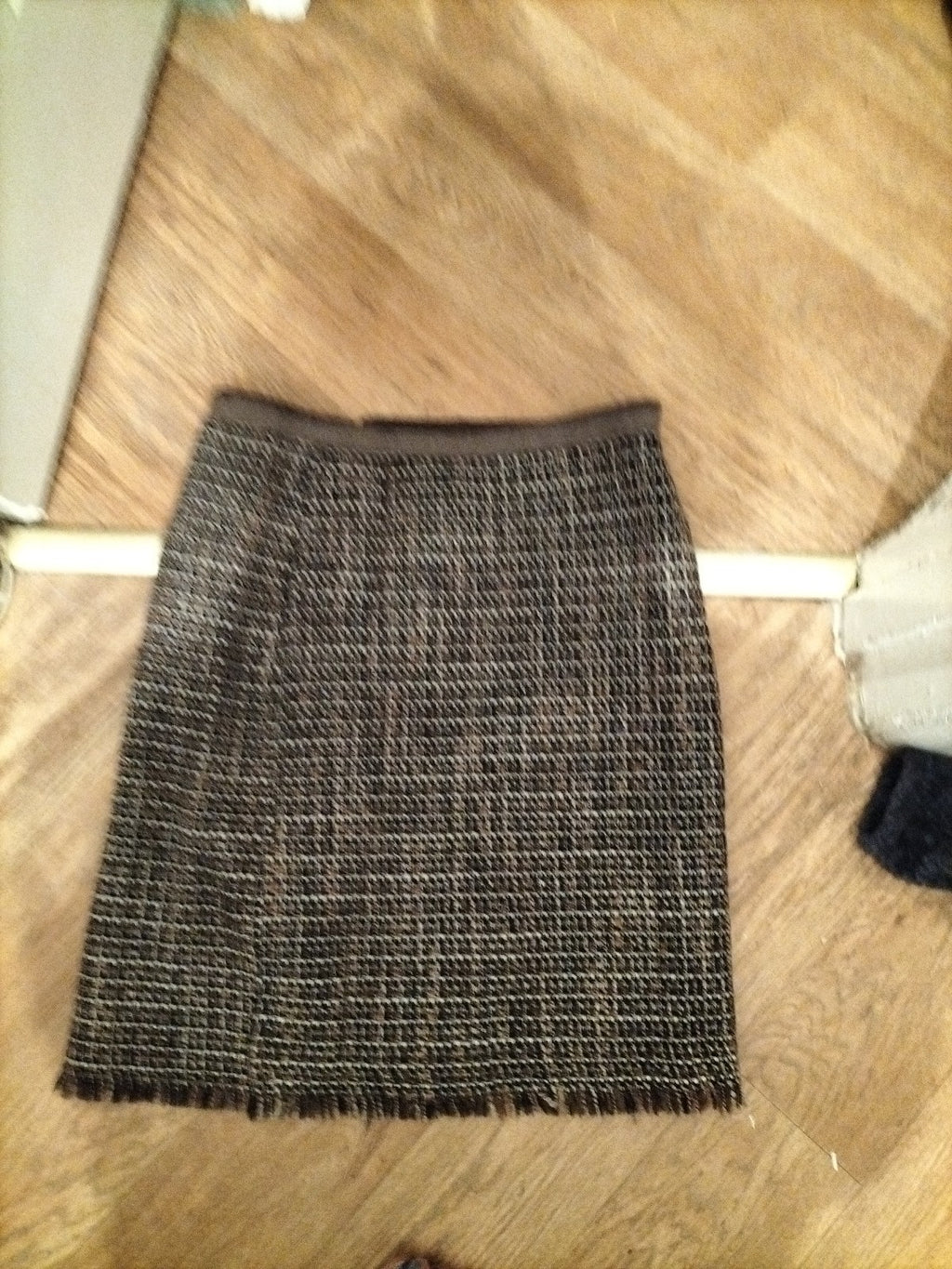 Ladies Intrend Size 14 Brown Rough Hem Lined Skirt