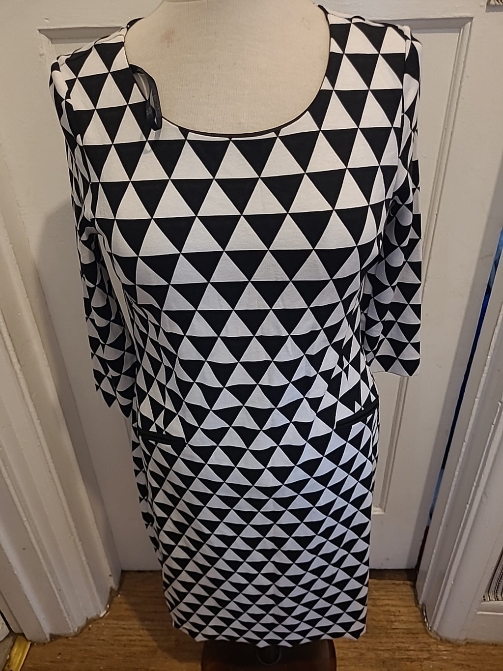 Ladies Black/ White Dress 3/4 Sleeve LAURA ASHLEY size 12