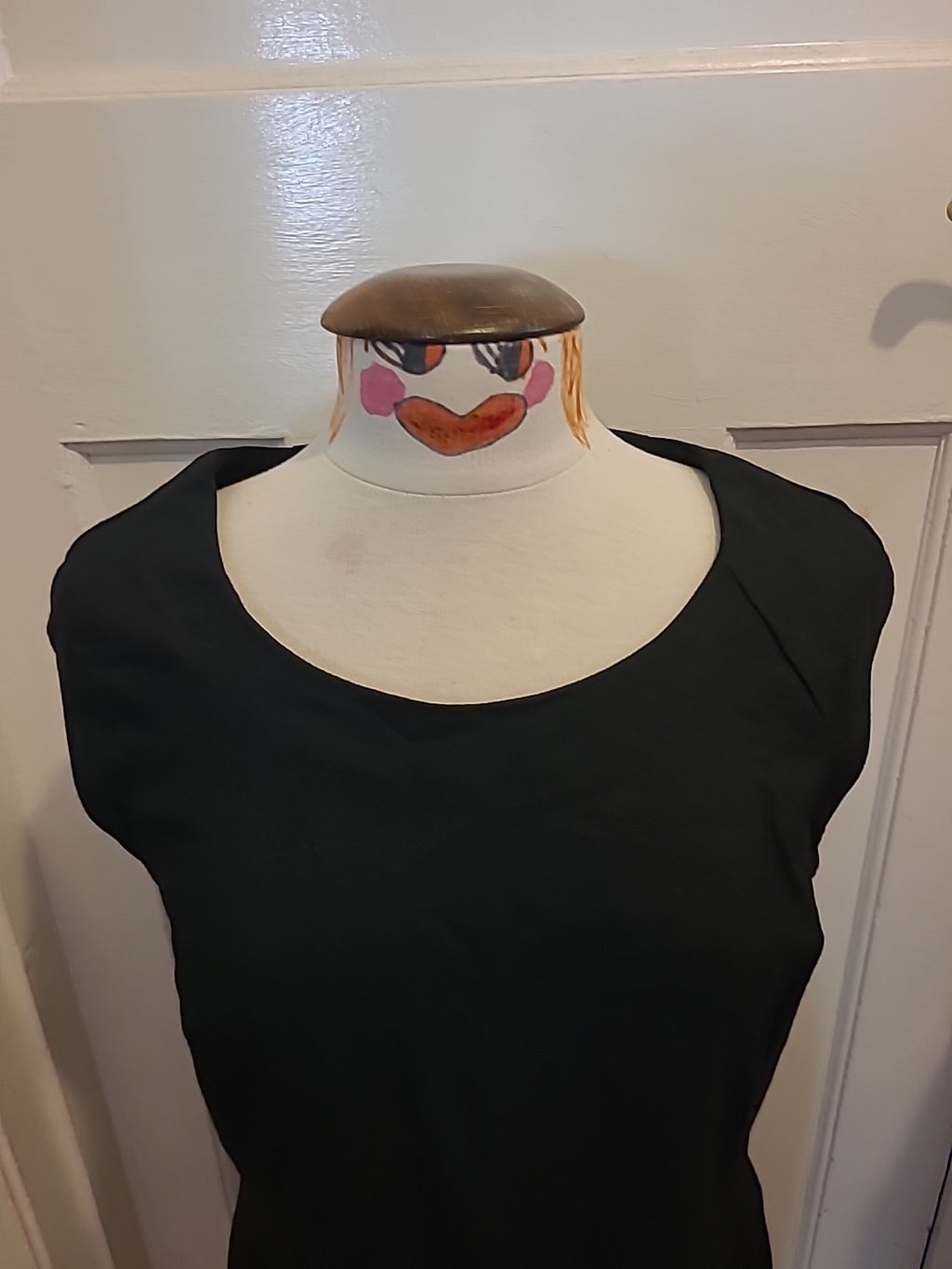 Ladies EKYOG Size (40) Black Cap Sleeved Dress