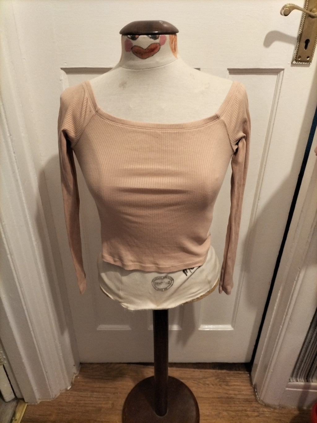 Ladies Divided Size Small Beige Ribbed Long Sleeved Tshirt