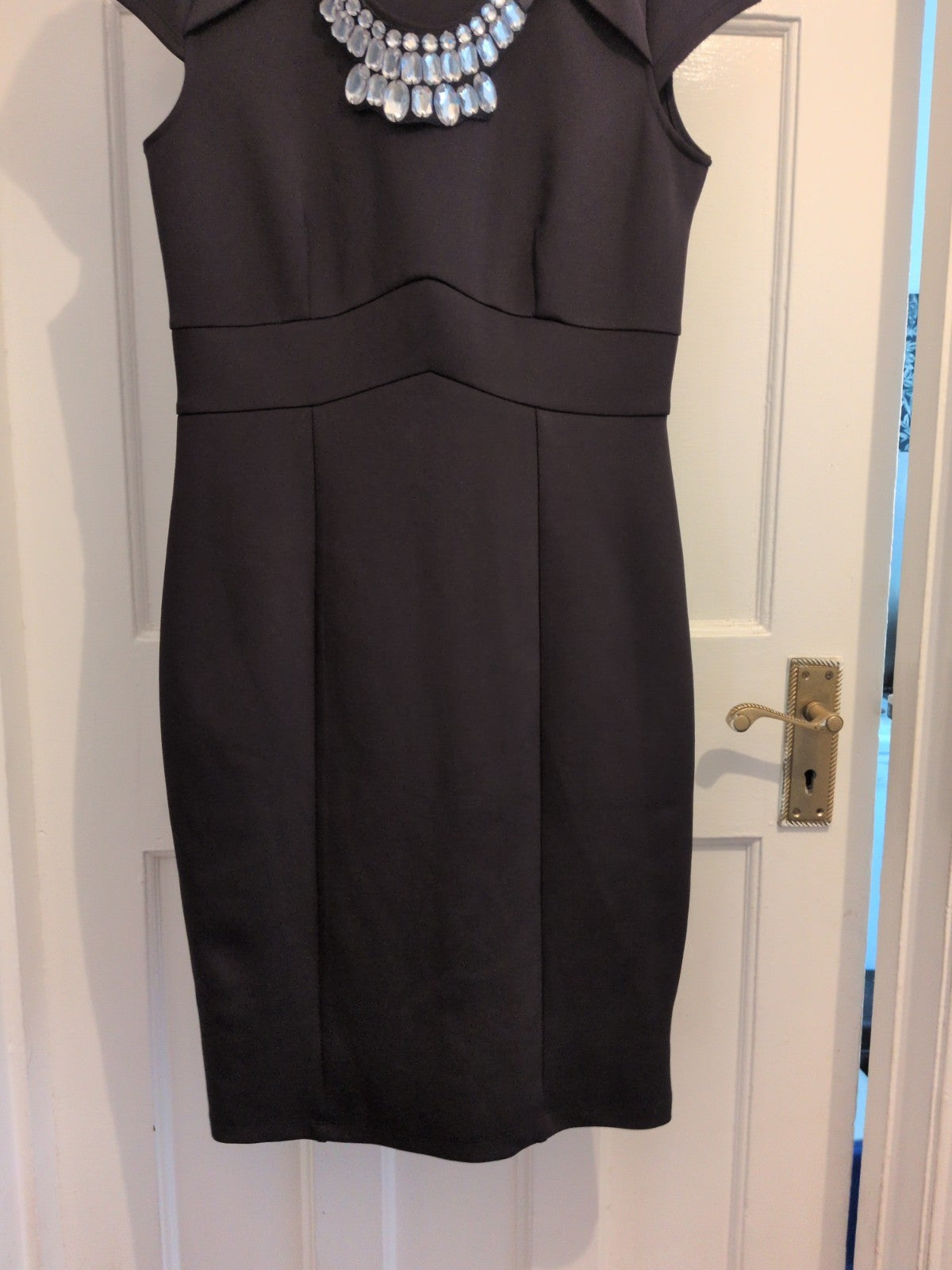 Ladies George Size 10 Black Short Sleeve Round Neck Diamonte Neck Dress.