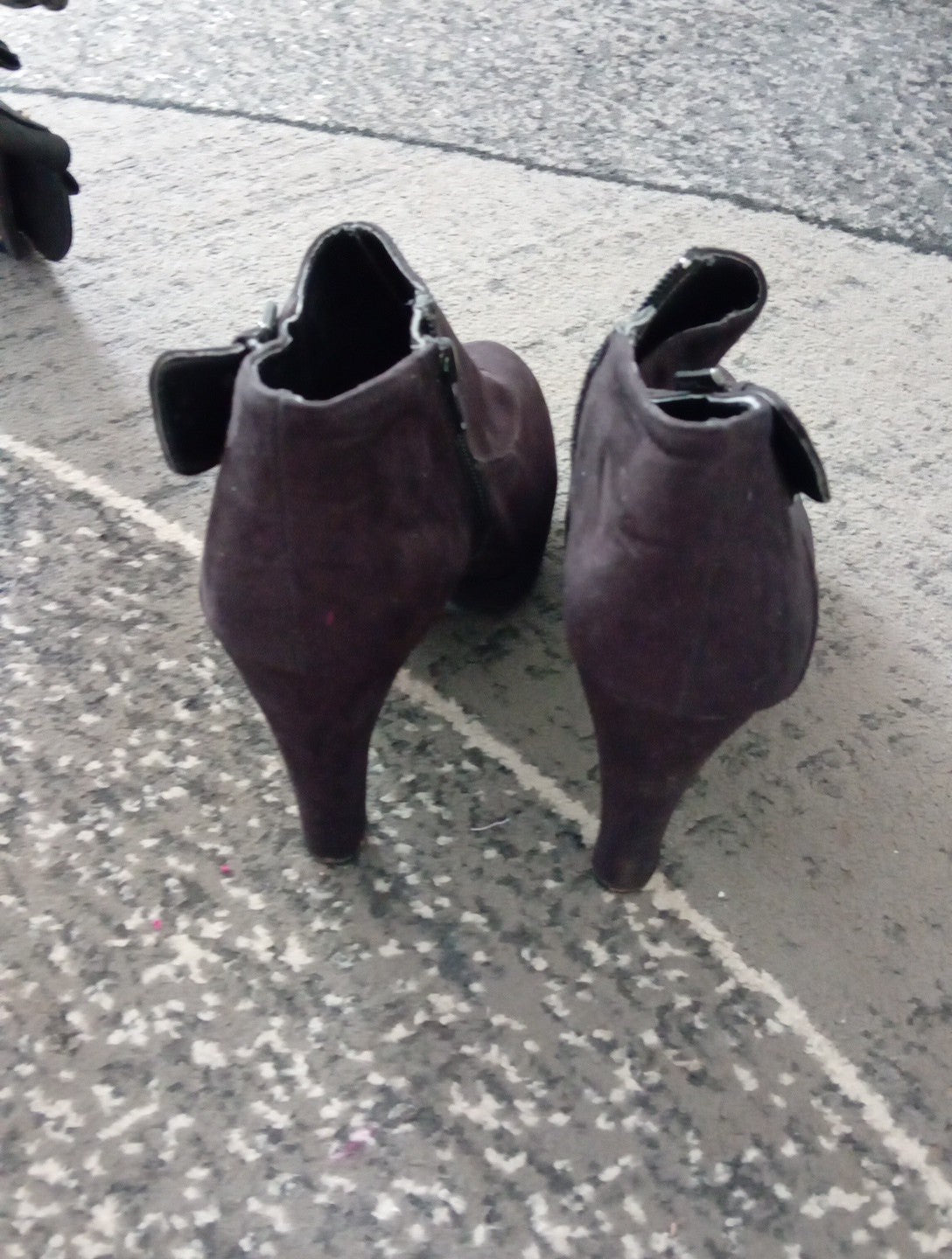 Ladies Black Boots Size 6 Newlook Free Delivery