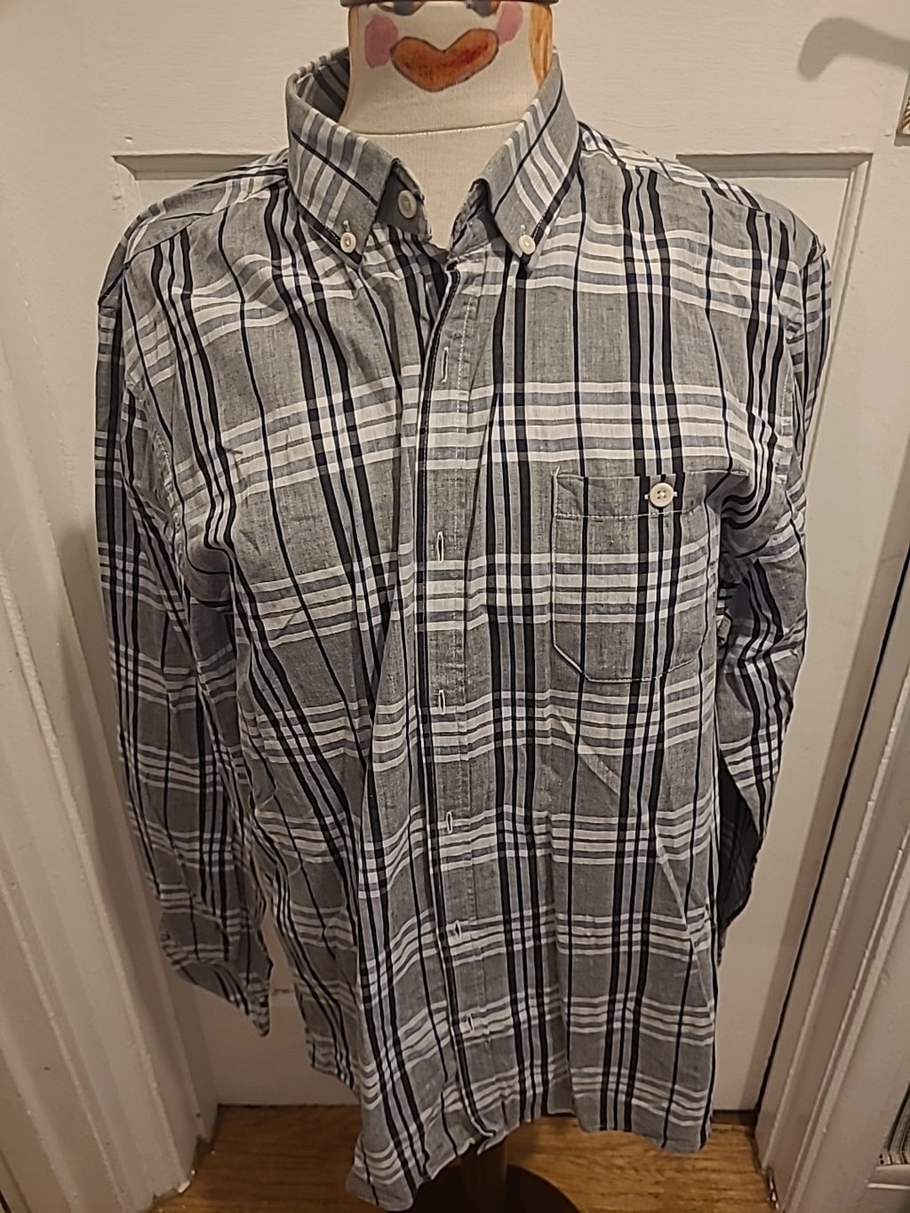 Mens Soviet Size XL Grey Check Long Sleeved Shirt