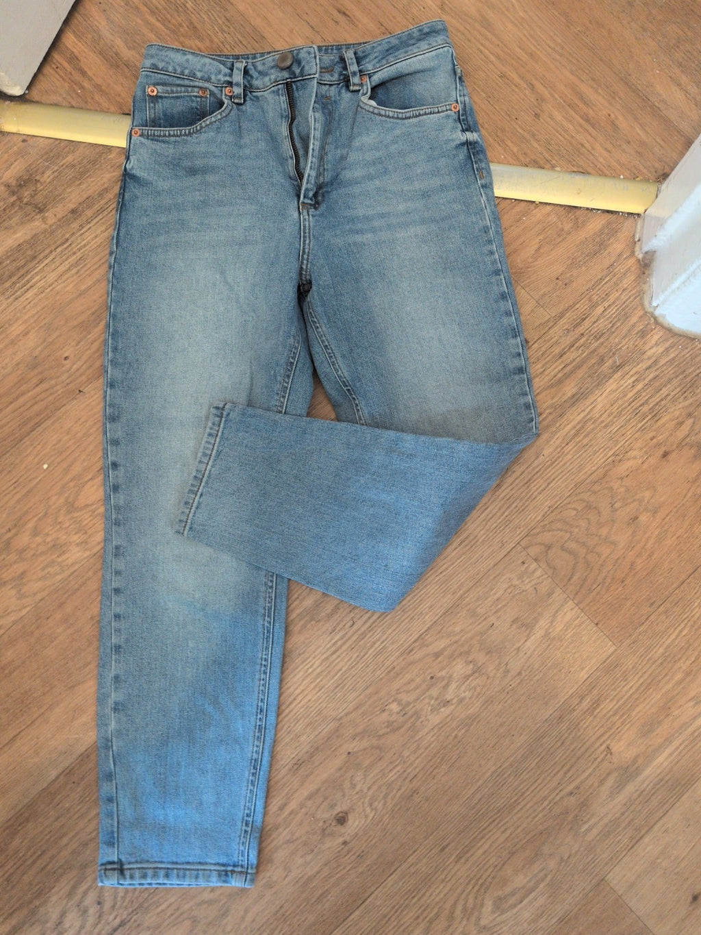 Ladies ASOS Size 28/30L Blue Jeans