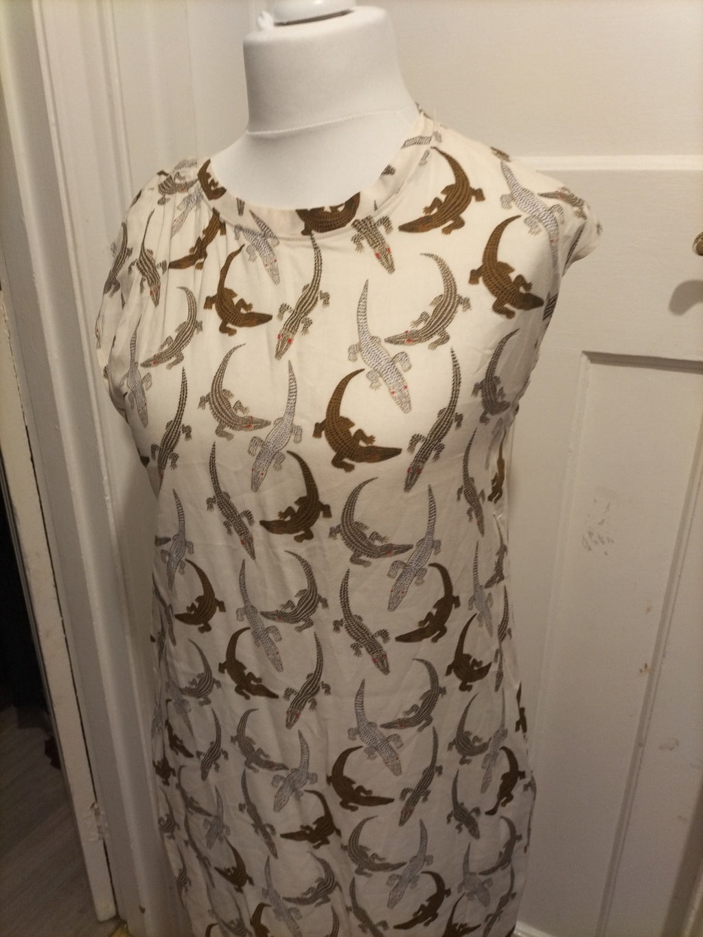 Ladies H&M Size 10 Multi Crocodile Sleeveless Dress