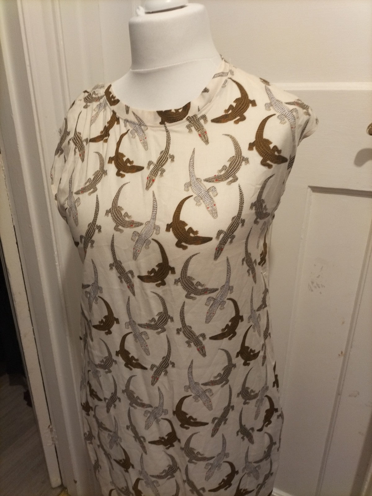 Ladies H&M Size 10 Multi Crocodile Sleeveless Dress