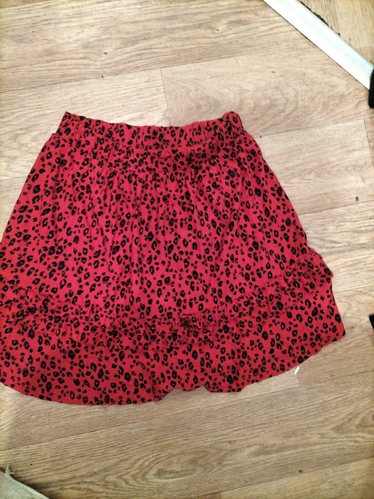 Ladies Next Size 6 Black And Red Elasticated Short Skirt