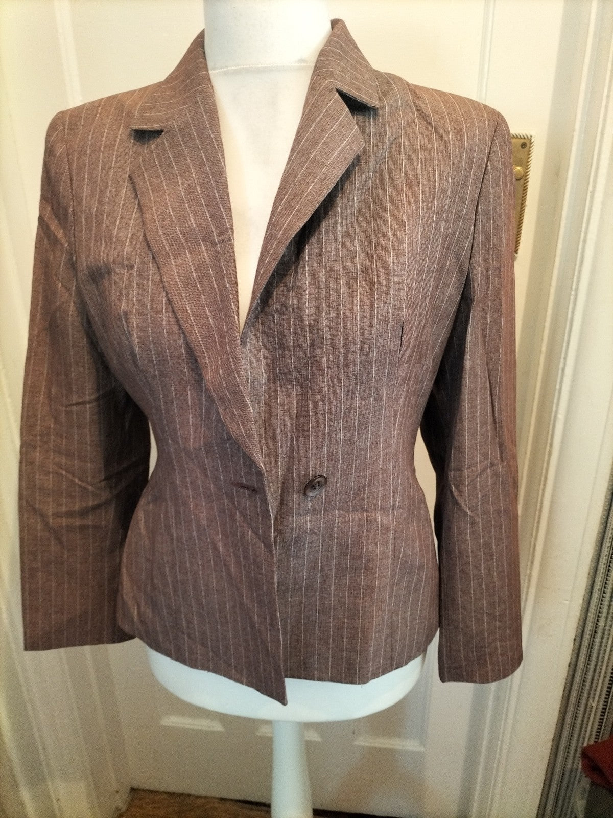 Ladies Janet Wise Size M/L Purple/White Striped Blazer