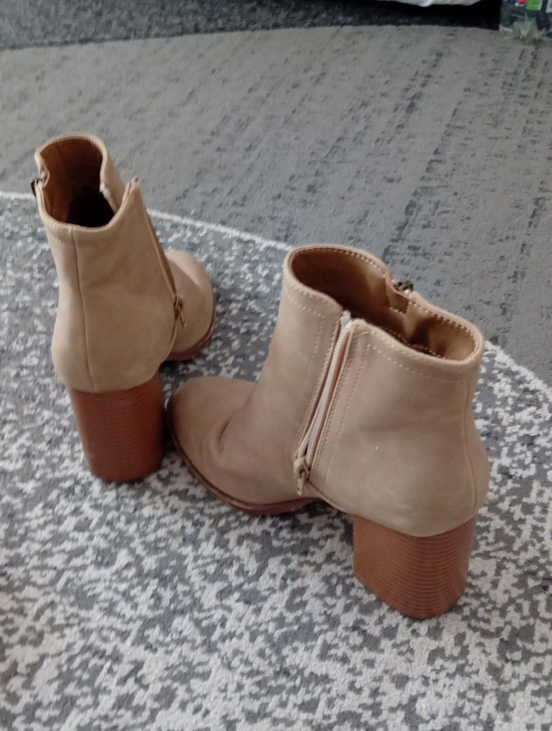 Ladies Boots Size 5 Camel Colour Primark Free Delivery