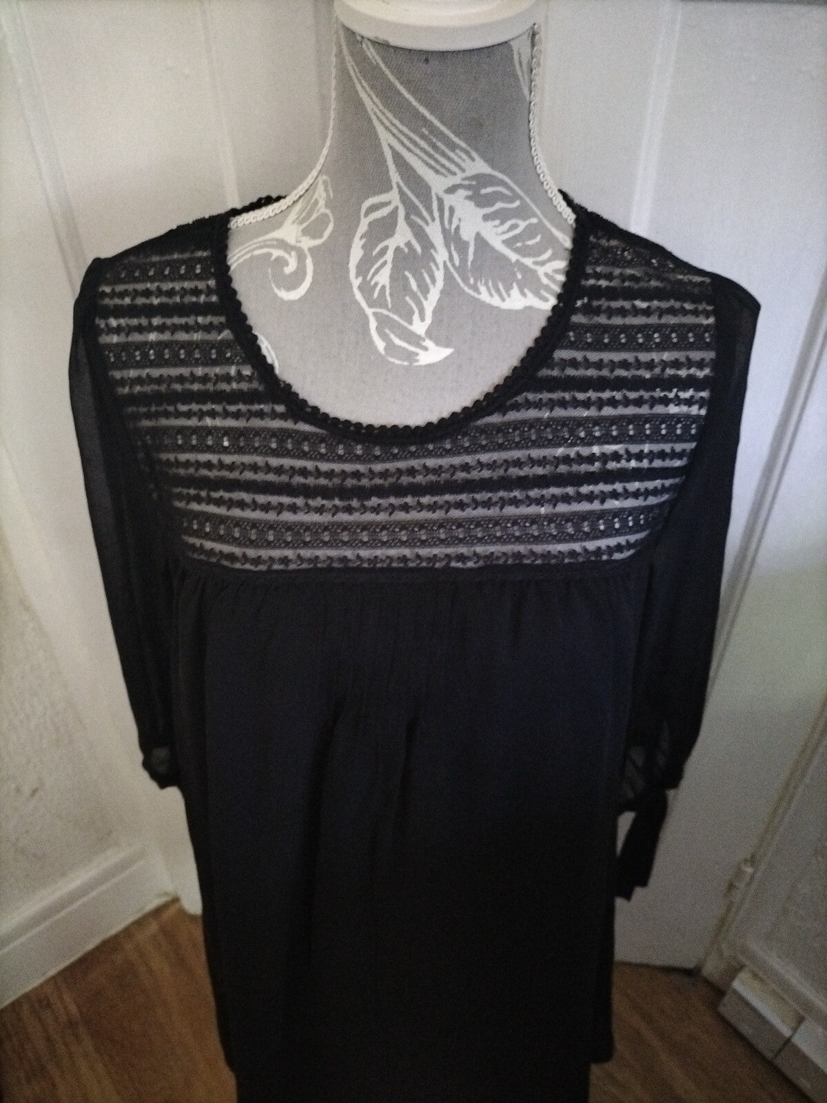 Ladies Darling Size Small Black Long Sleeved Long Length Dress