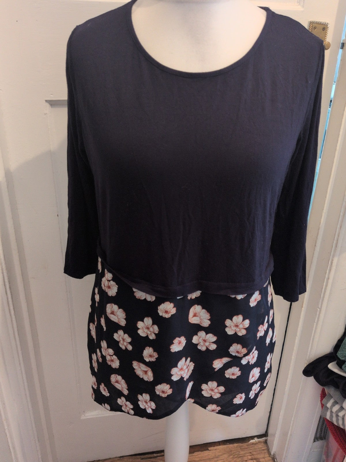 Tu 14 Navy With Flowers Half Sleeve Blouse