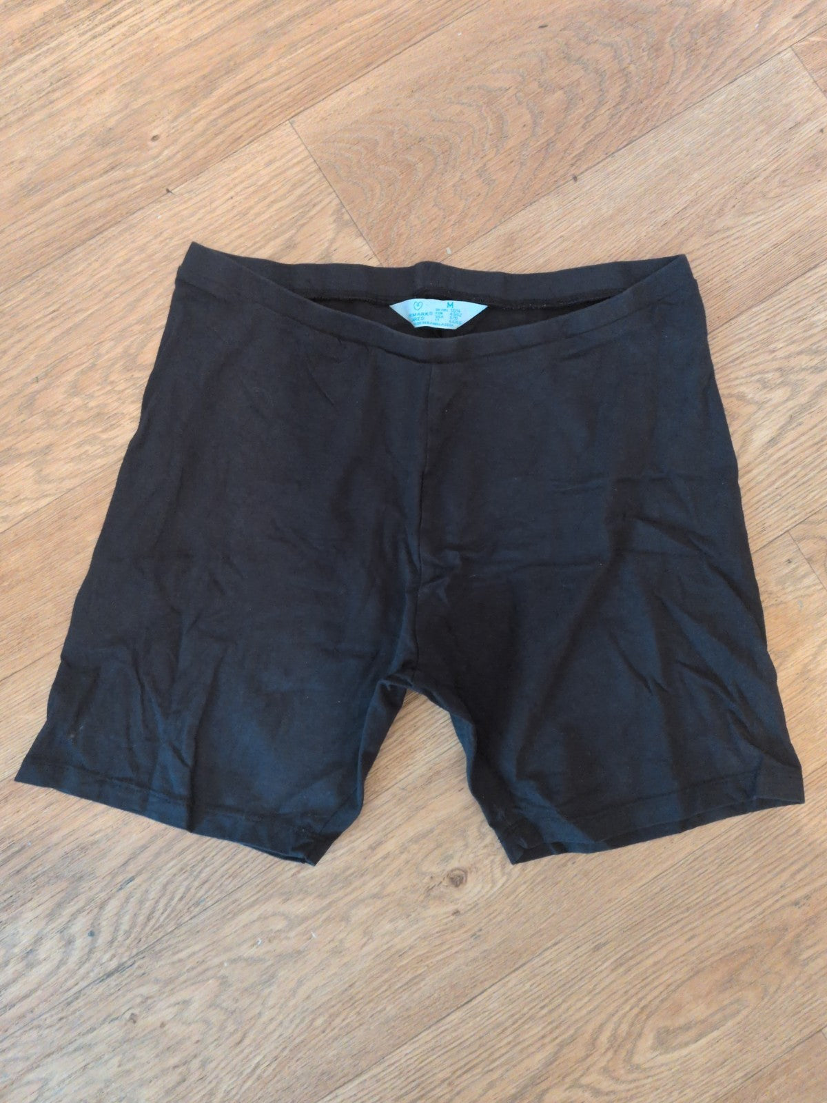 Primark 12-14 Medium Black Biker Shorts Small Hole On Rear