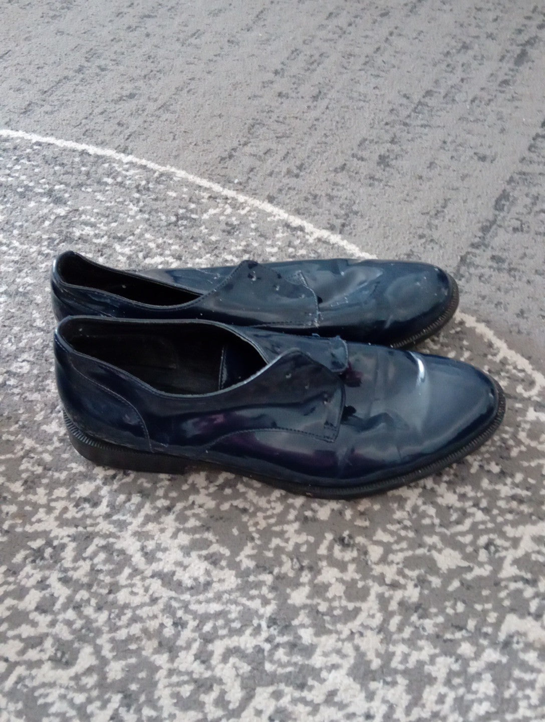 Ladies Size 5 Navy Patent Lace Ups [ No Laces]
