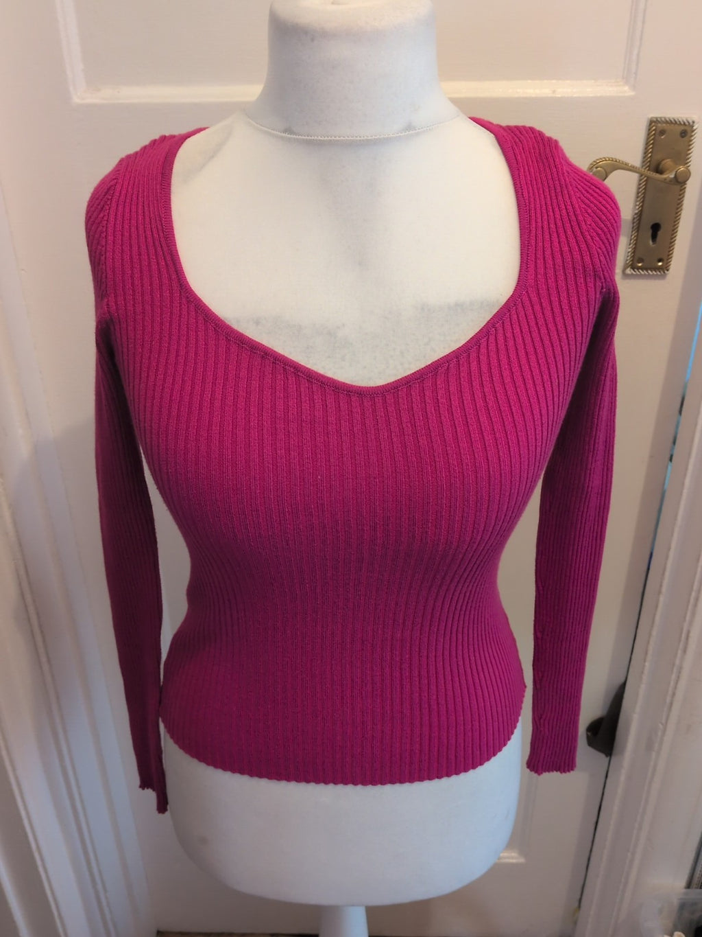 Ladies Major Label Group Size Small Purple Ribbed T-shirt