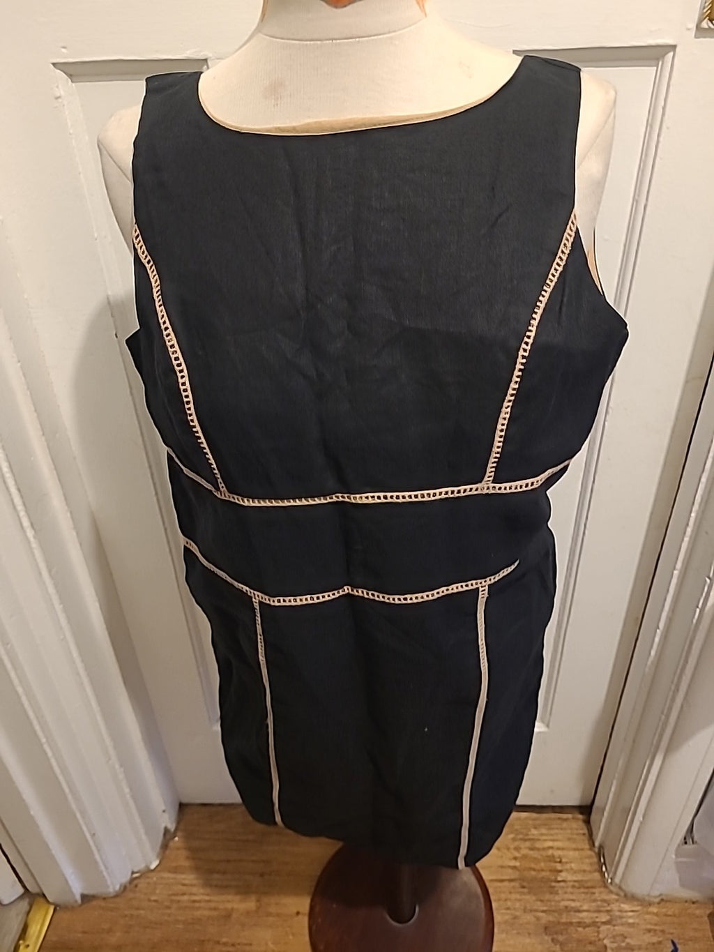 Ladies Kenar Size 10 Beige And Black Sleeveless Dress