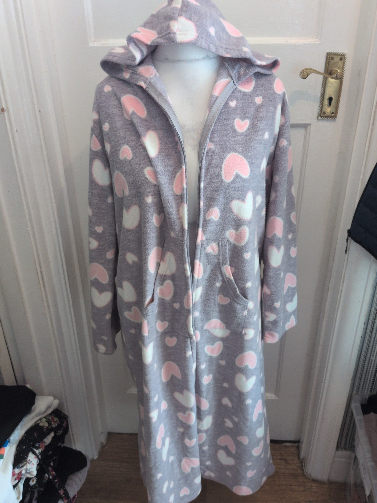 Selena Secret 18-20 Grey And Pink Full Zip Robe