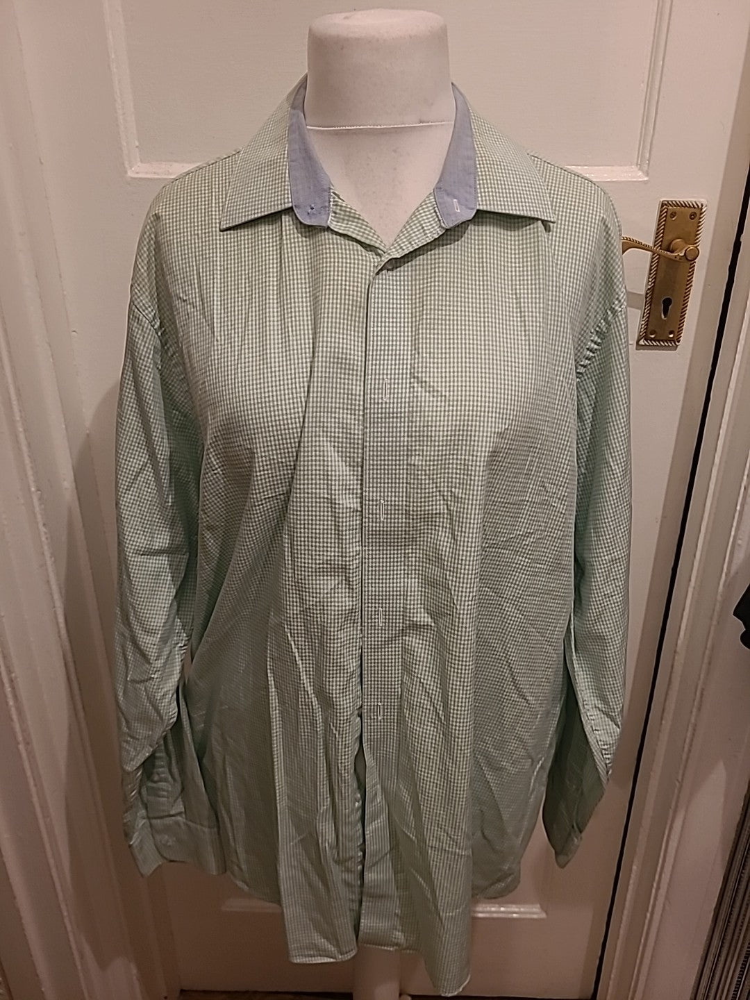 Mens Taylor&Wright City Size 17.5 Green Check Long Sleeved Shirt